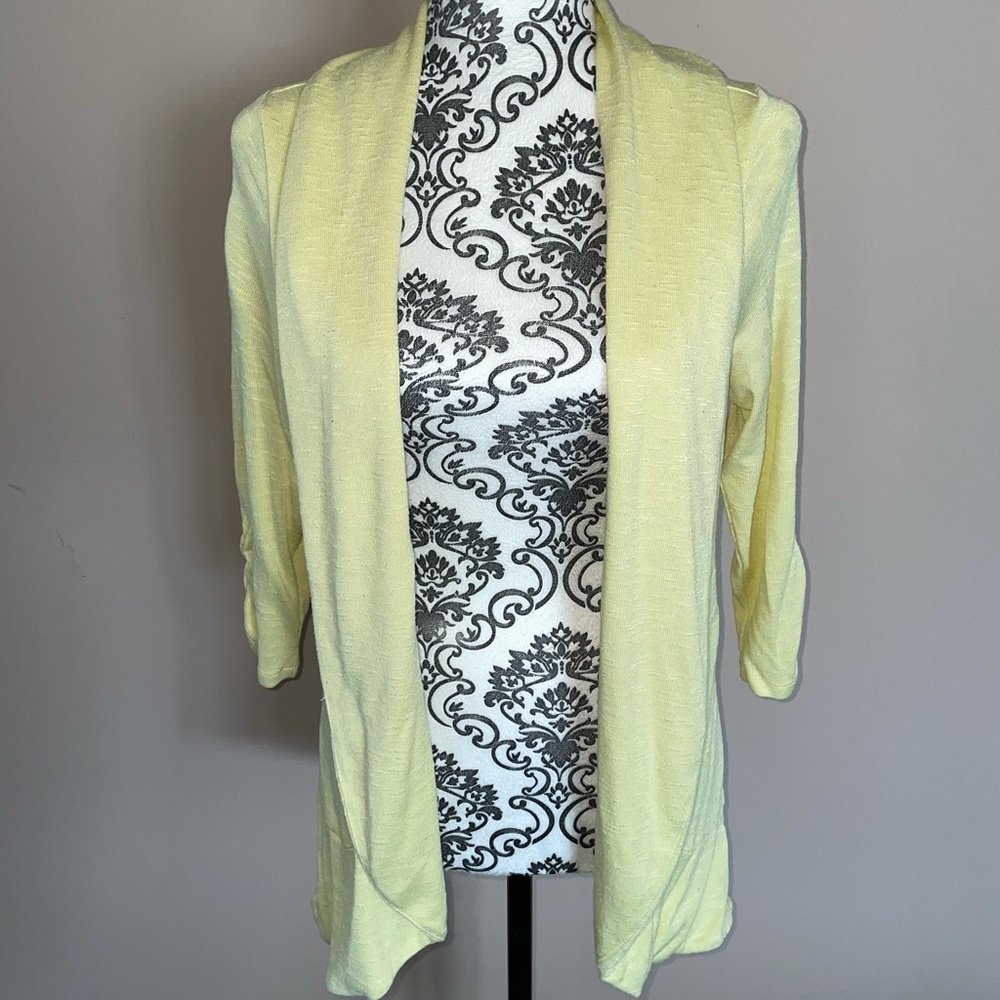 Yellow Cardi
